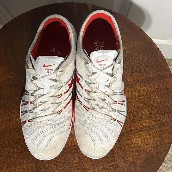 🔥🔥 NIKE Women's Free TR 6 Training Running Shoes White Red 833413-162 - GUC - Picture 5 of 16